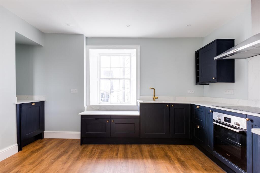 Regent Terrace 1-26.jpg