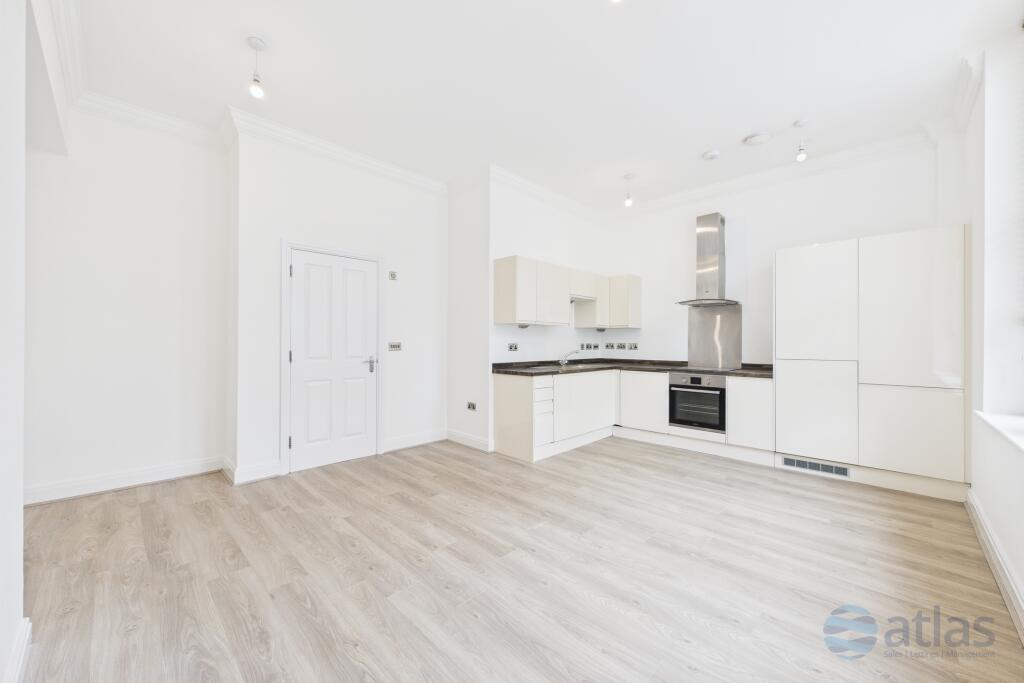 Kitchen/Living Area