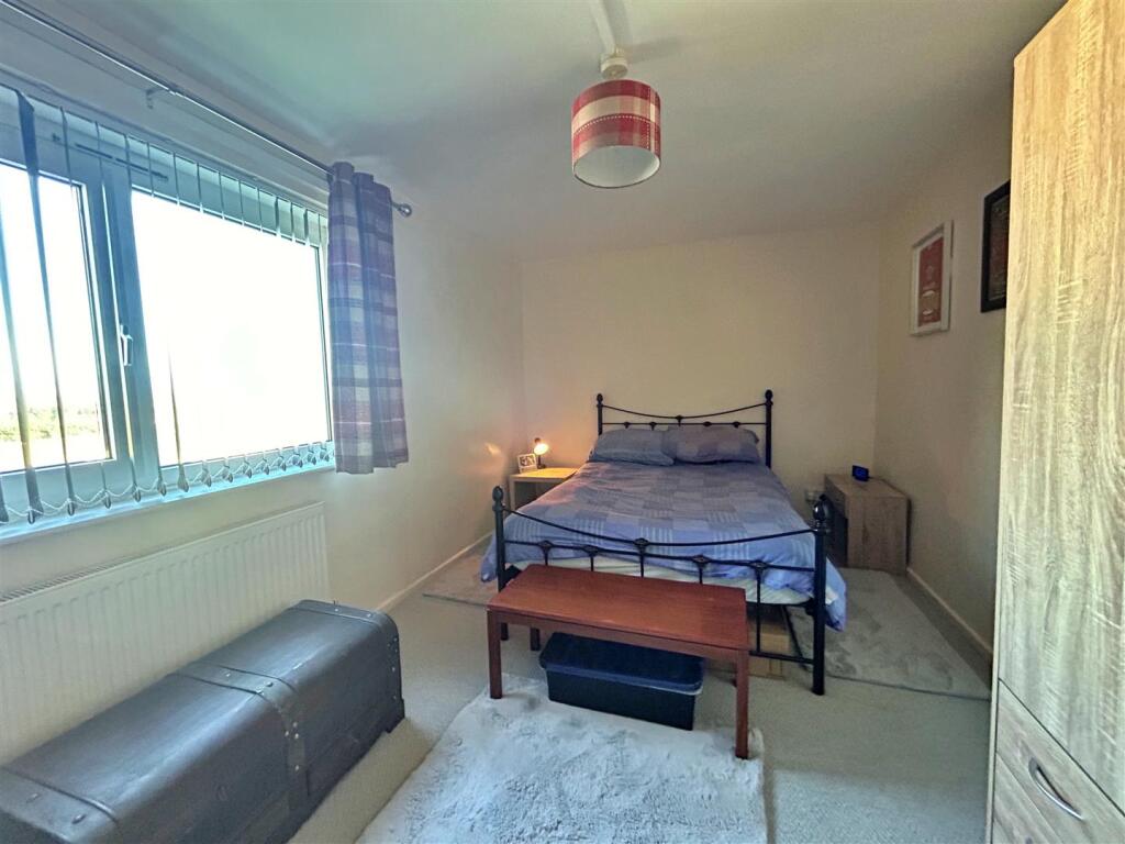 Bed 2 x.JPG