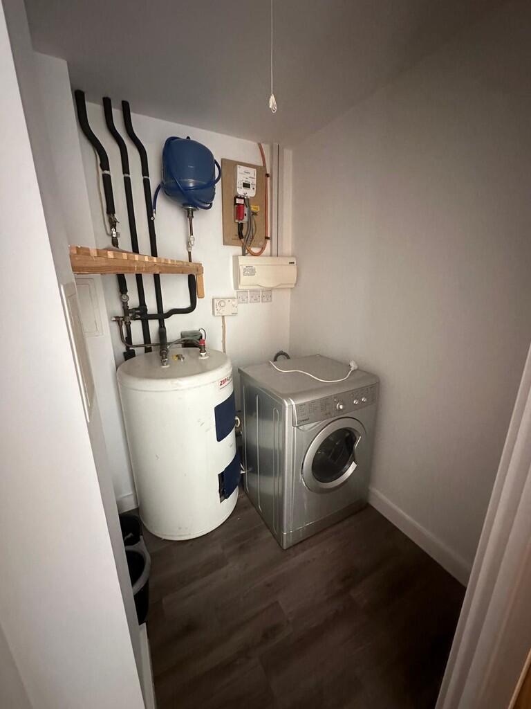 IMG-20250326-WA00...