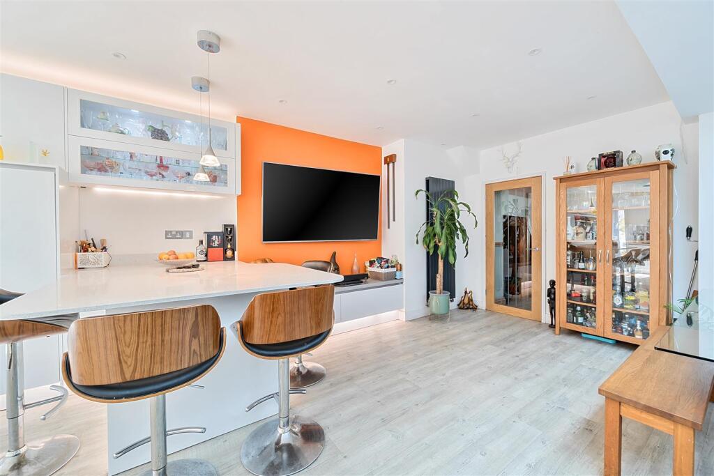 Open Plan Kitchen Dining Room