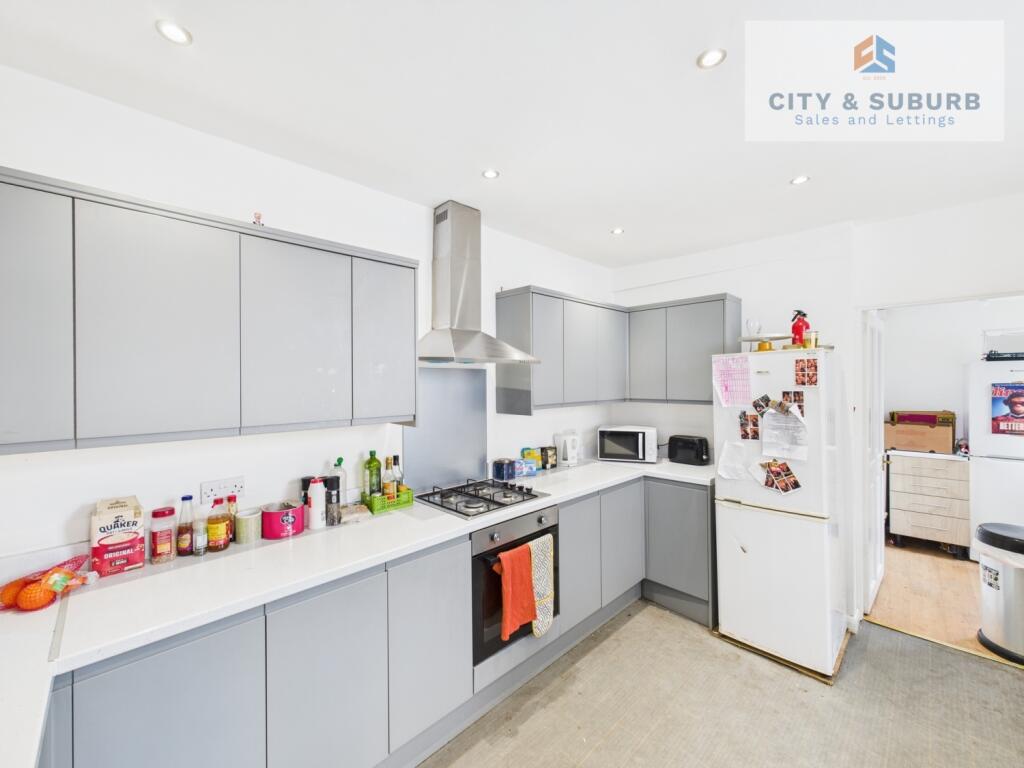 CGT75 - Marketing Images (5)