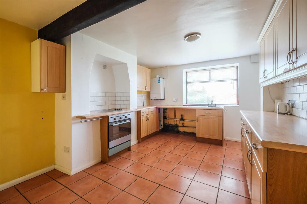 Dining kitchen