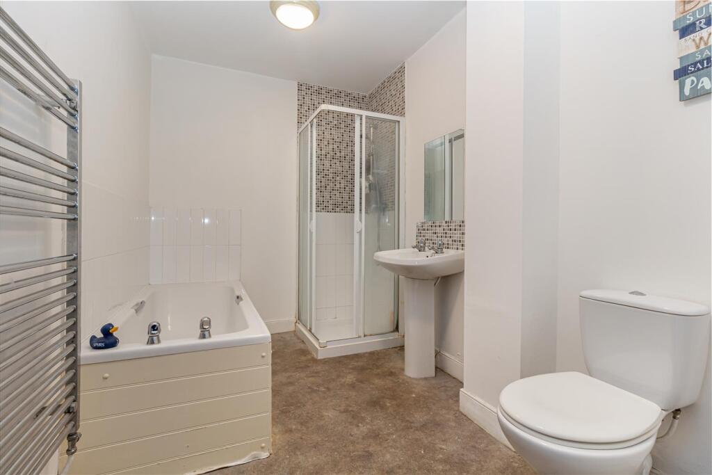 Bathroom-1.jpg