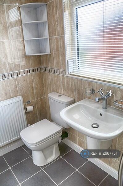 Bathroom Photo 1