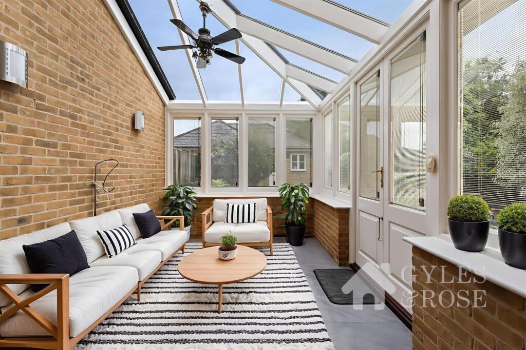 Garden room