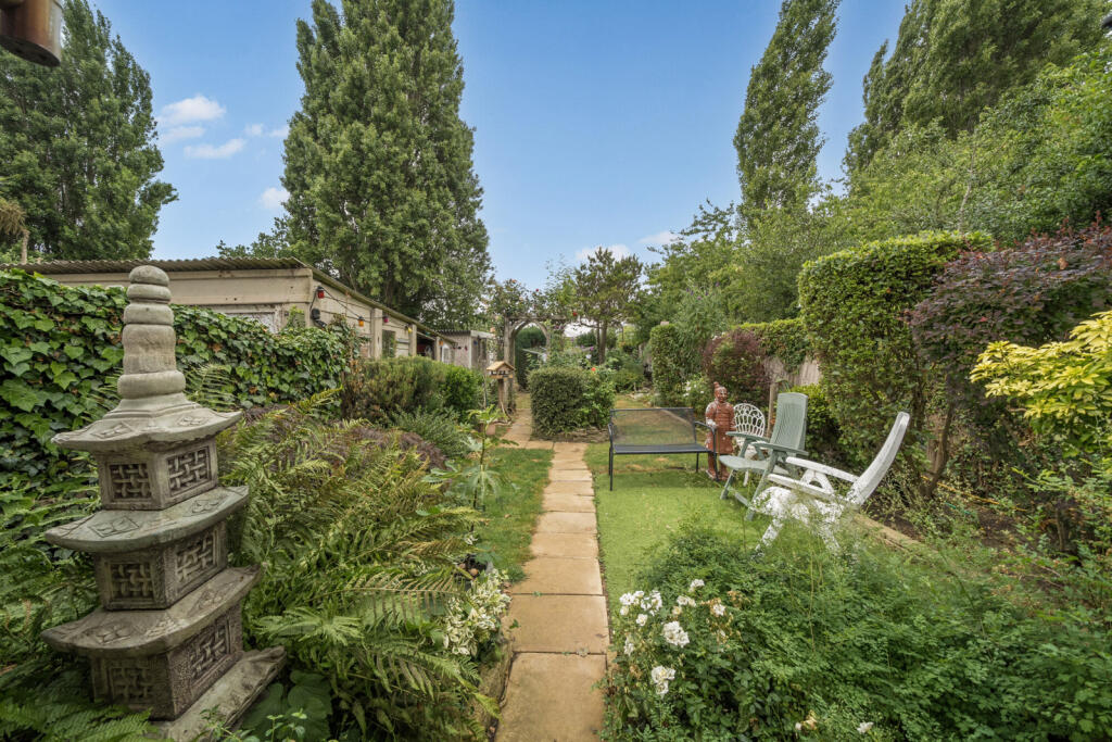 1318610-8-68652dd...