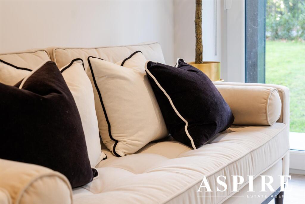 FLAT 3 SAVANNAH HEIGHTS - 12-12-24-19.jpg