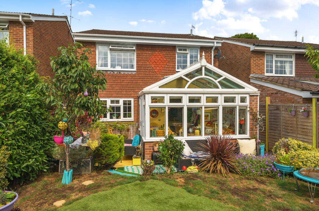 1340418-2-68a4858...