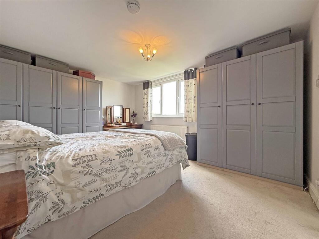 Venn Grove 55 - Master Bedroom.jpg