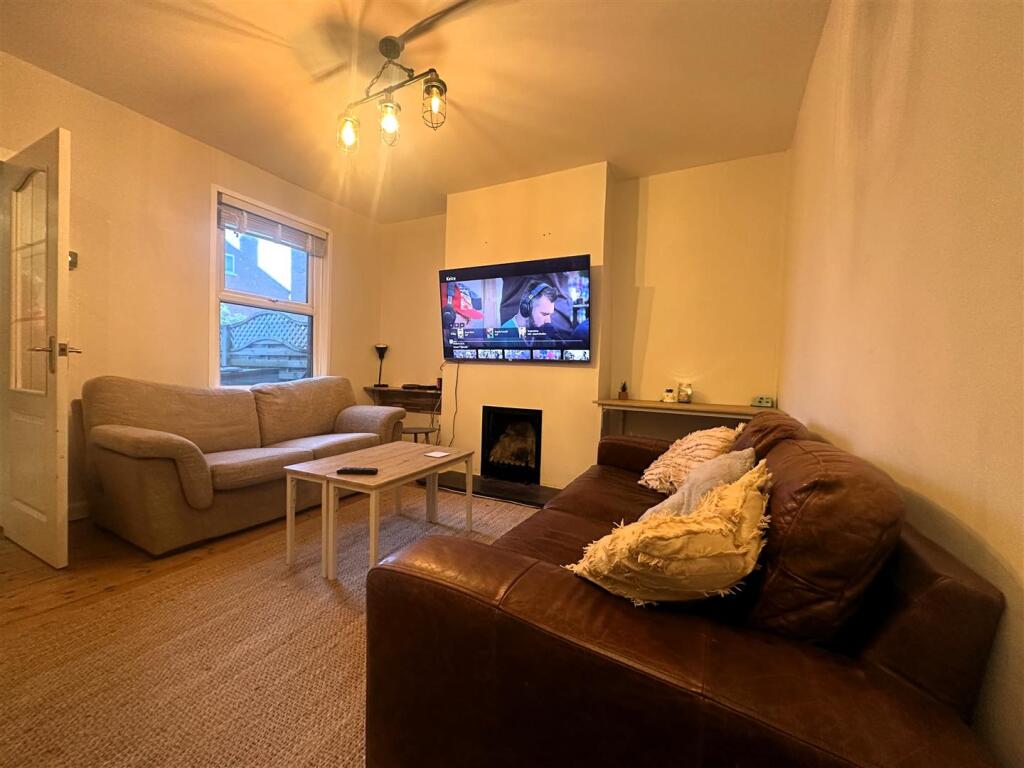 Lounge.jpg
