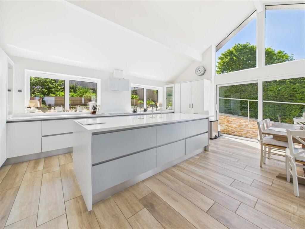 kitchen/family room 6