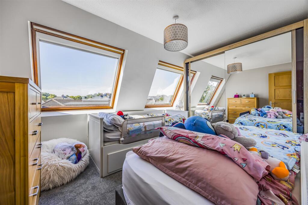 17 Kingfishers, Fareham-PorticoMarketing-SoldBy-2.