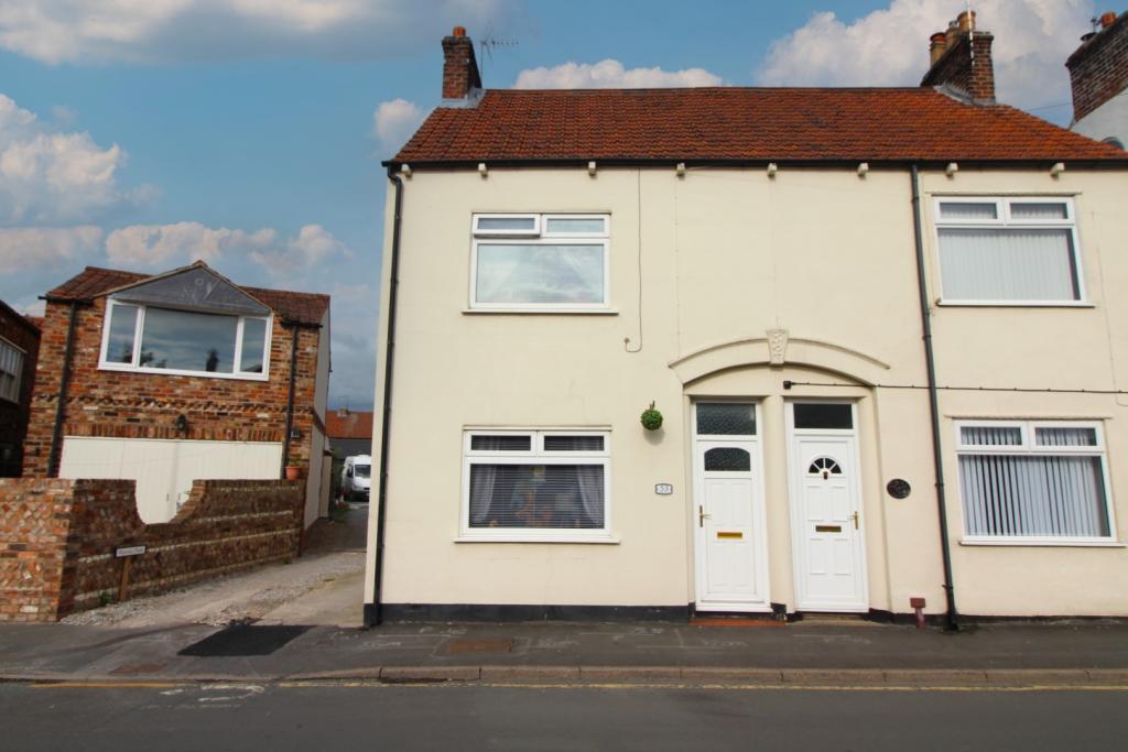 2 Bedroom House - Townhouse For Sale