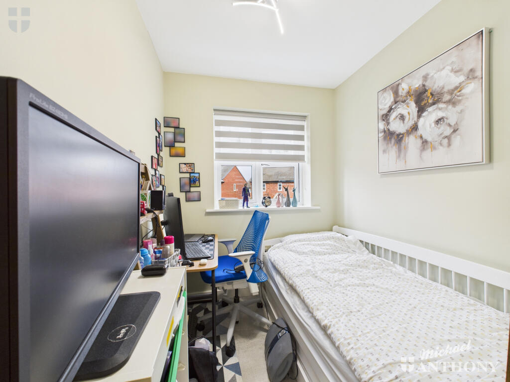 CAM03852G0-PR0493-STILL005