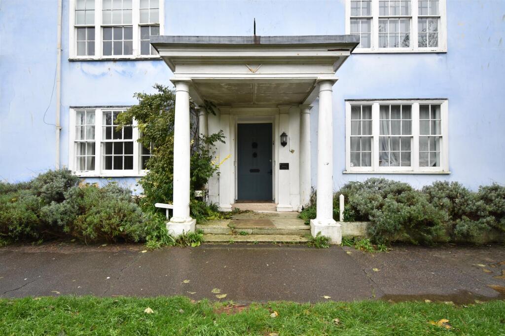 Private entrance