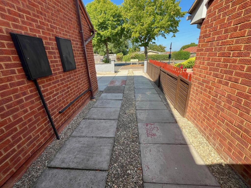 Driveway.jpg