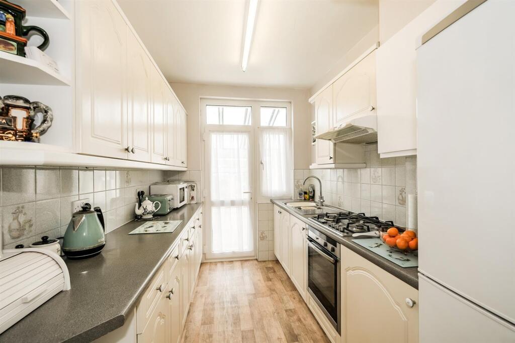 256 Old Church Road-11_web.jpg