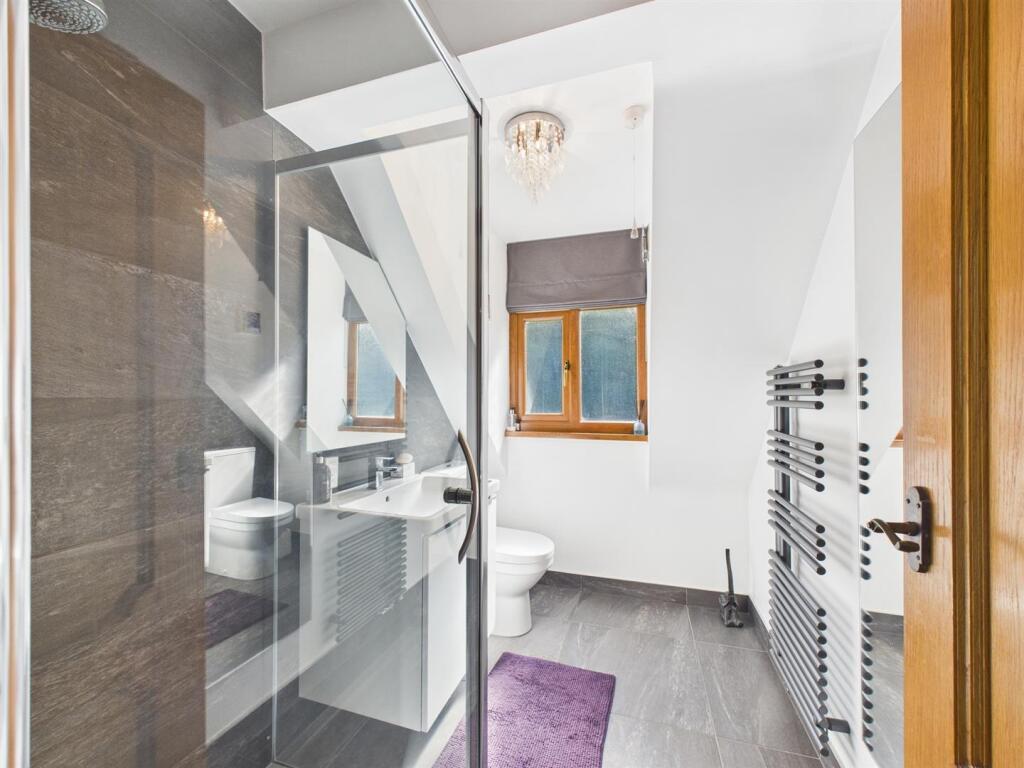 Recently Reappointed Shower Room