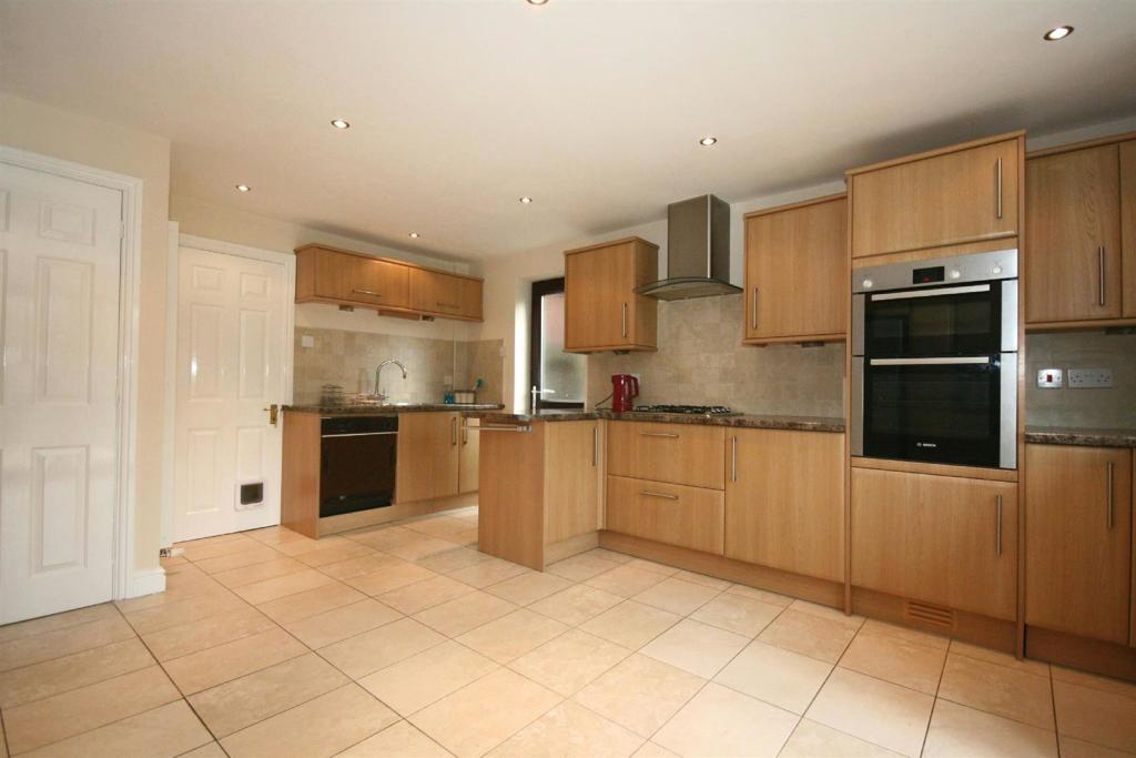 Breakfast Kitchen 2
