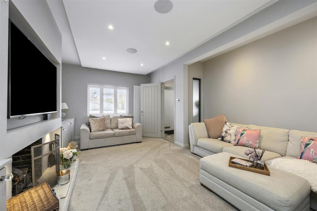 Offington Avenue, 85-012.JPG