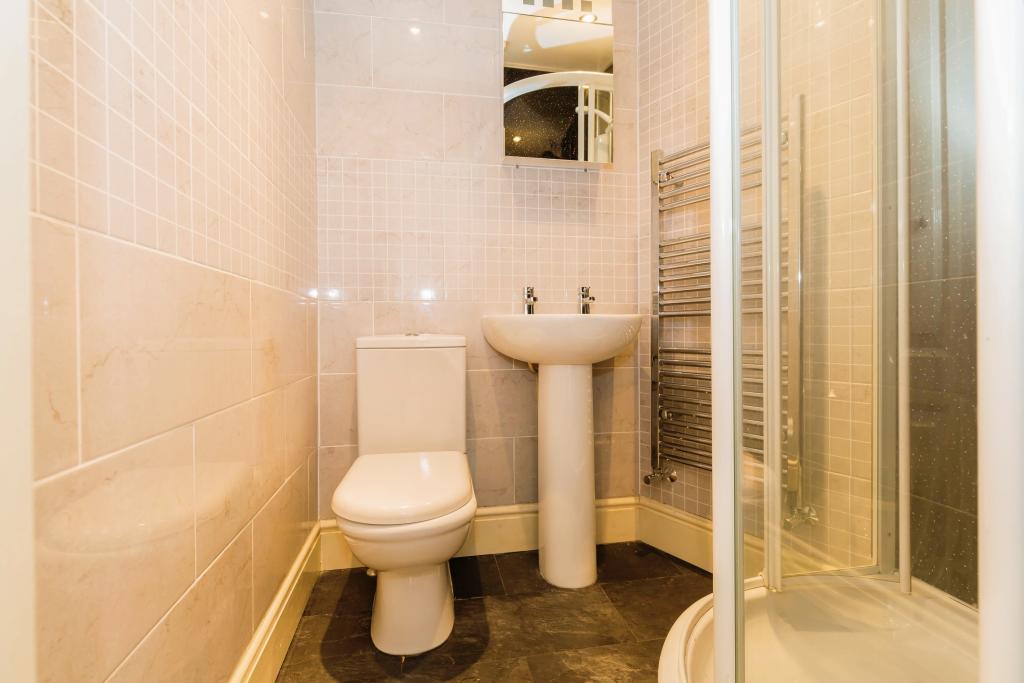Master En-suite
