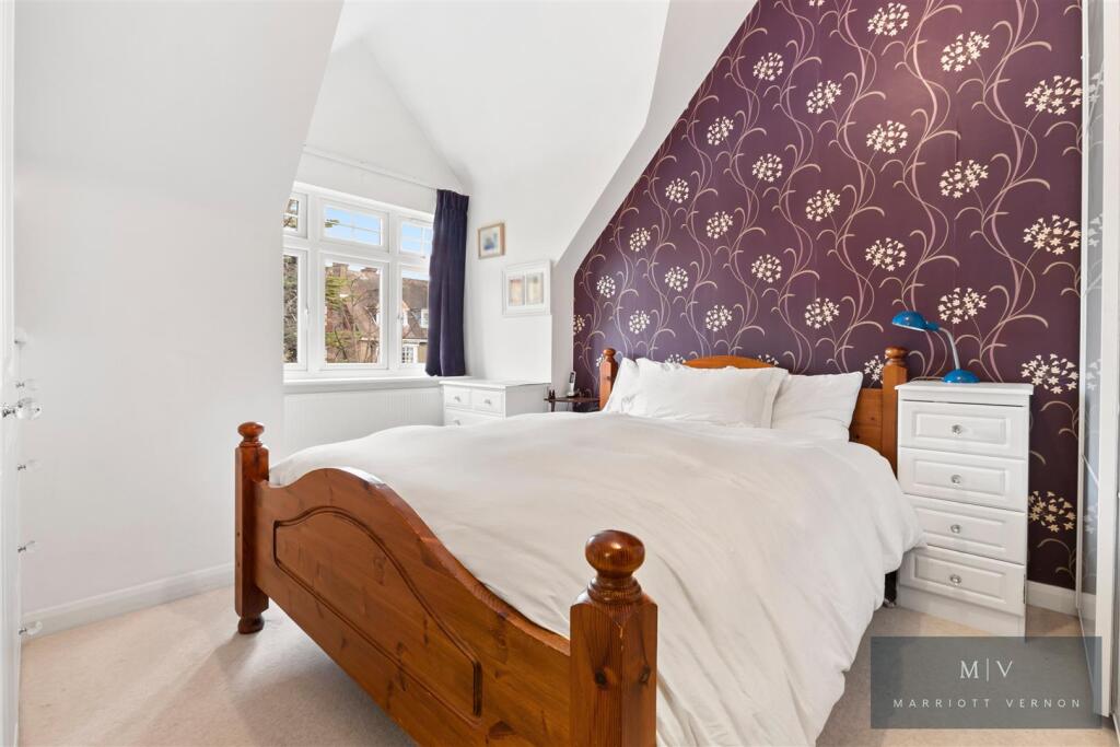 Flat 14, Eva Court MV-11.jpg