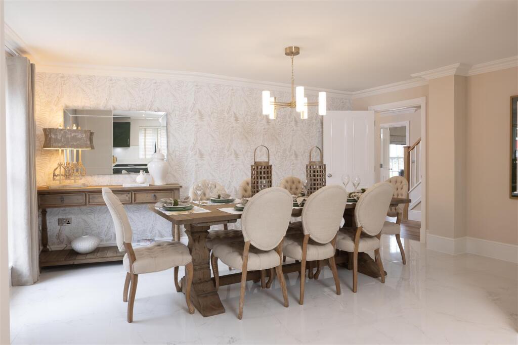 Dining room.jpg