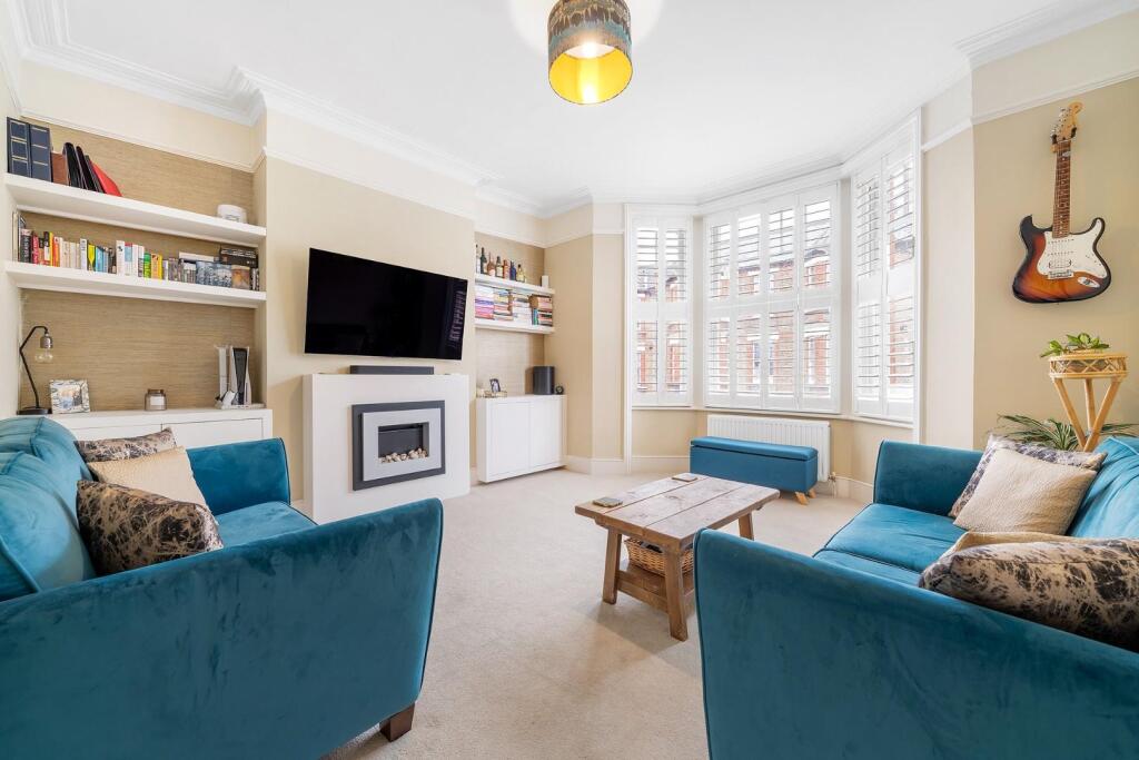 Reception room (1).JPG