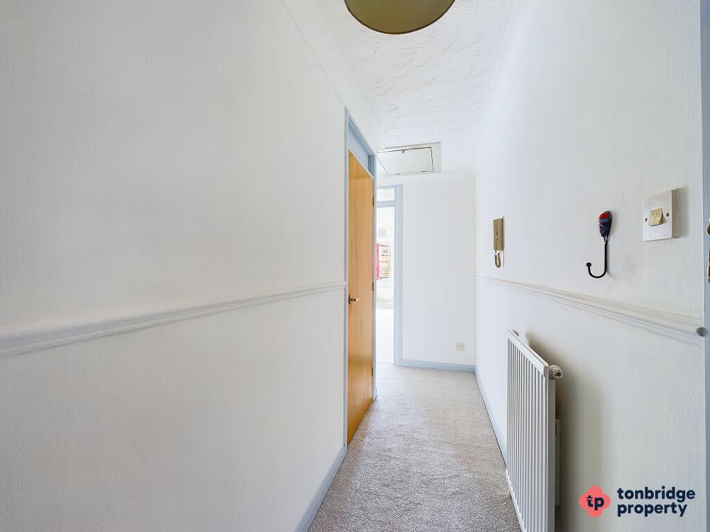 CAM03742G0-PR0019-STILL001