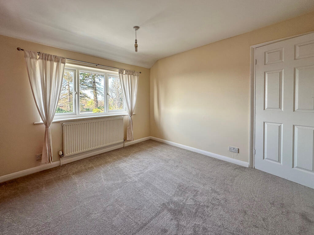Second bedroom