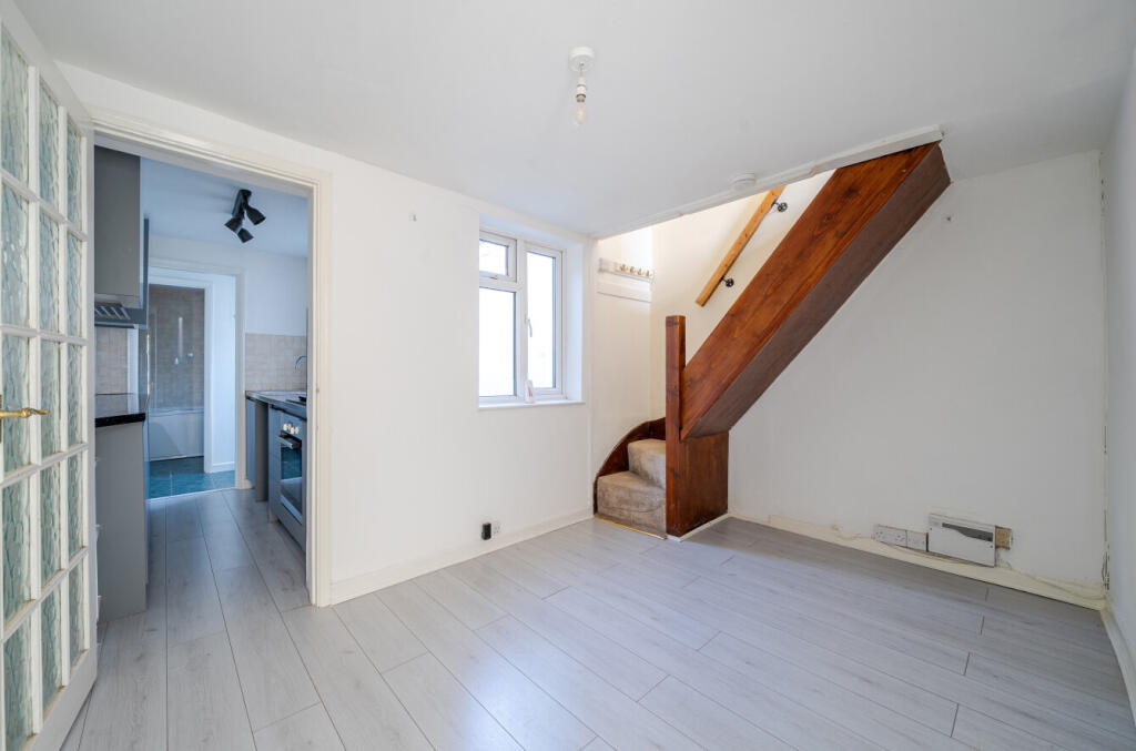 1343486-10-68a82a...