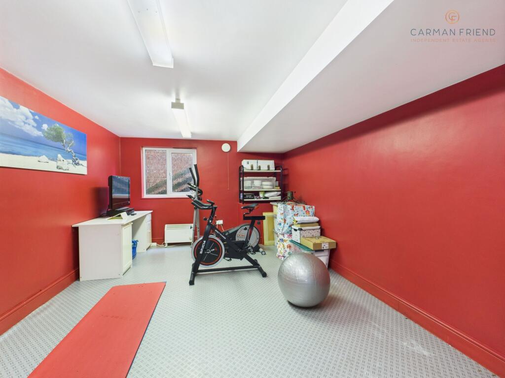 Gym/Home Office