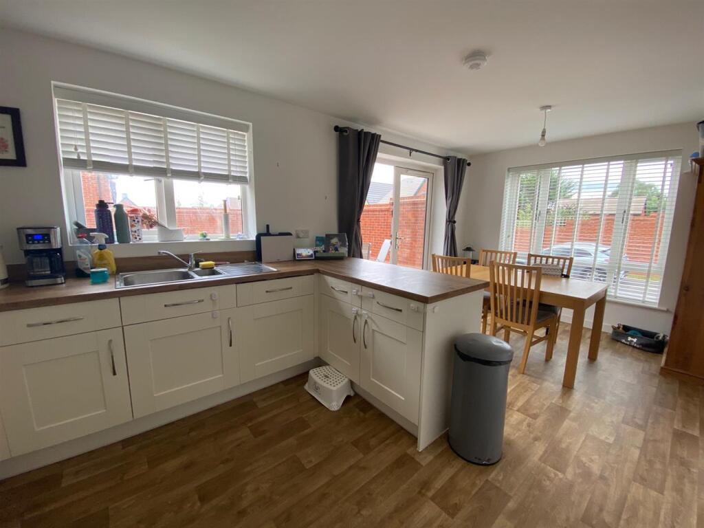 Kitchen Dining Room.jpg