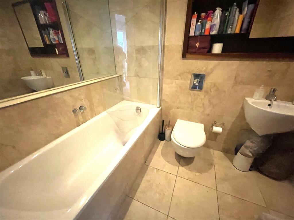 Bathroom.jpeg