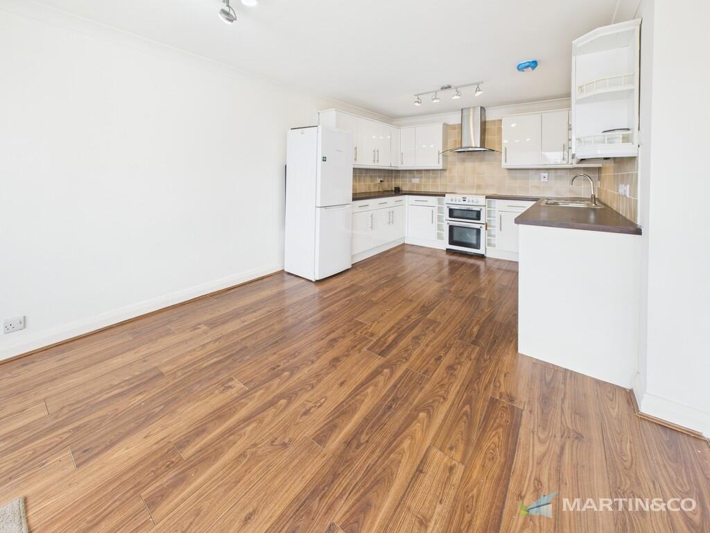 CAM02318G0-PR0557...