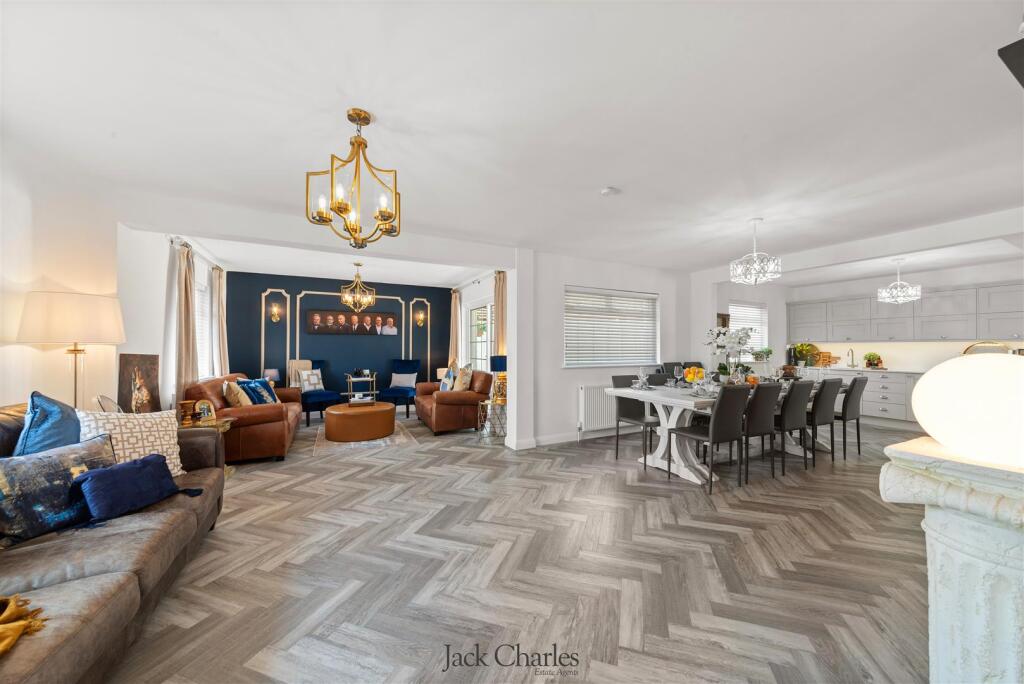 177 Hadlow Road 38.jpg