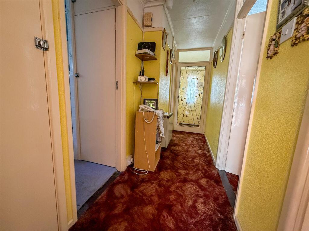 ENTRANCE HALLWAY