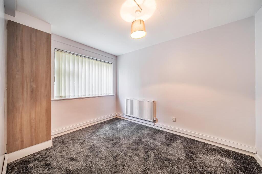 18 Cowan Close, Rugby (15).jpg