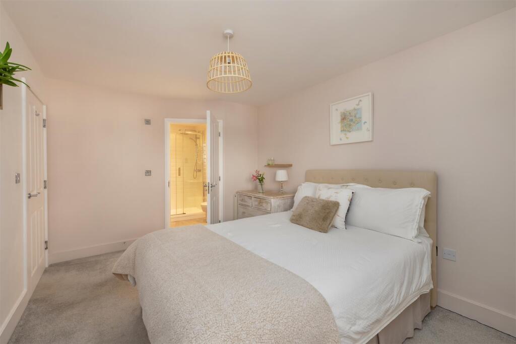 Wicketts End, Whitstable