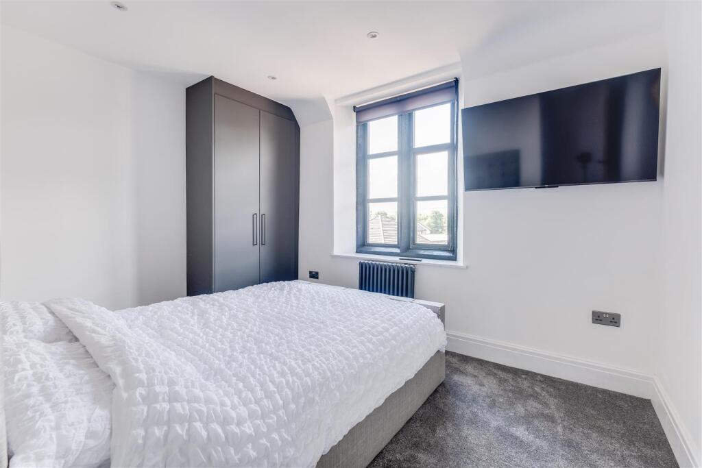 Constables - School House, Burton Road-11.jpg