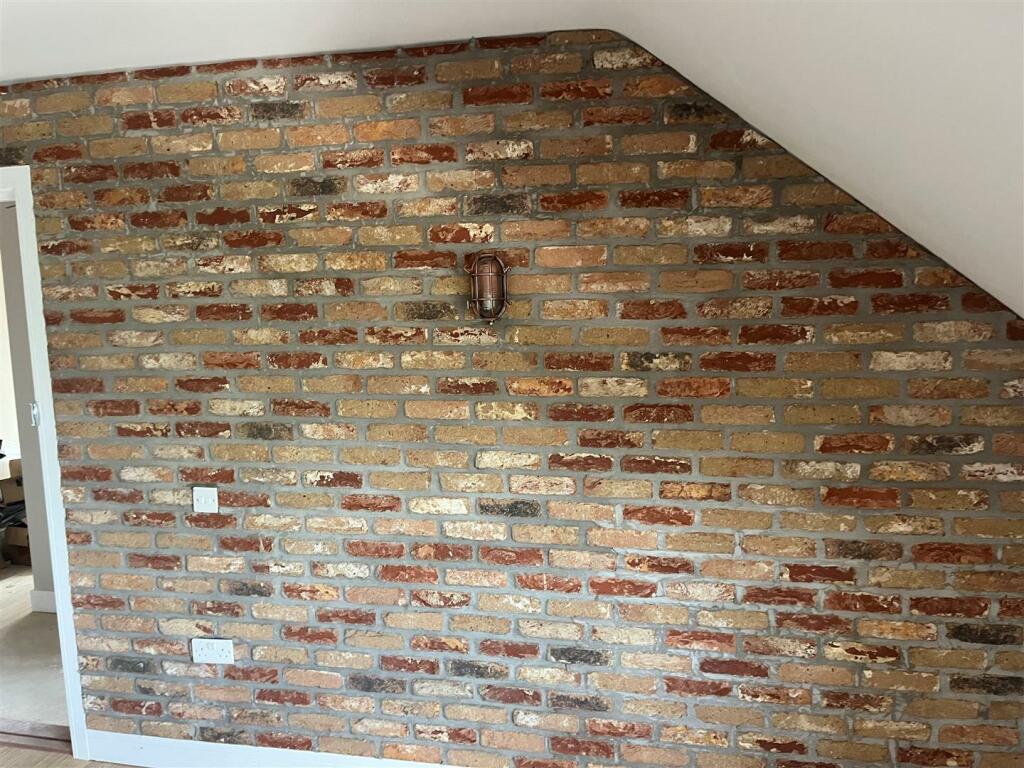 wall.jpg