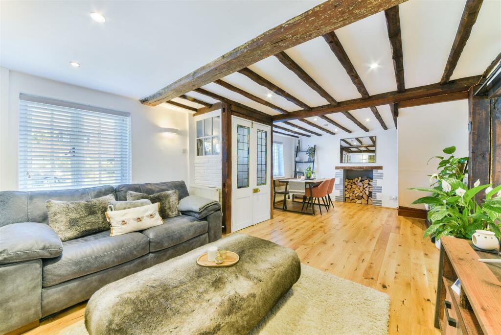 PARK COTTAGE- (3).jpg