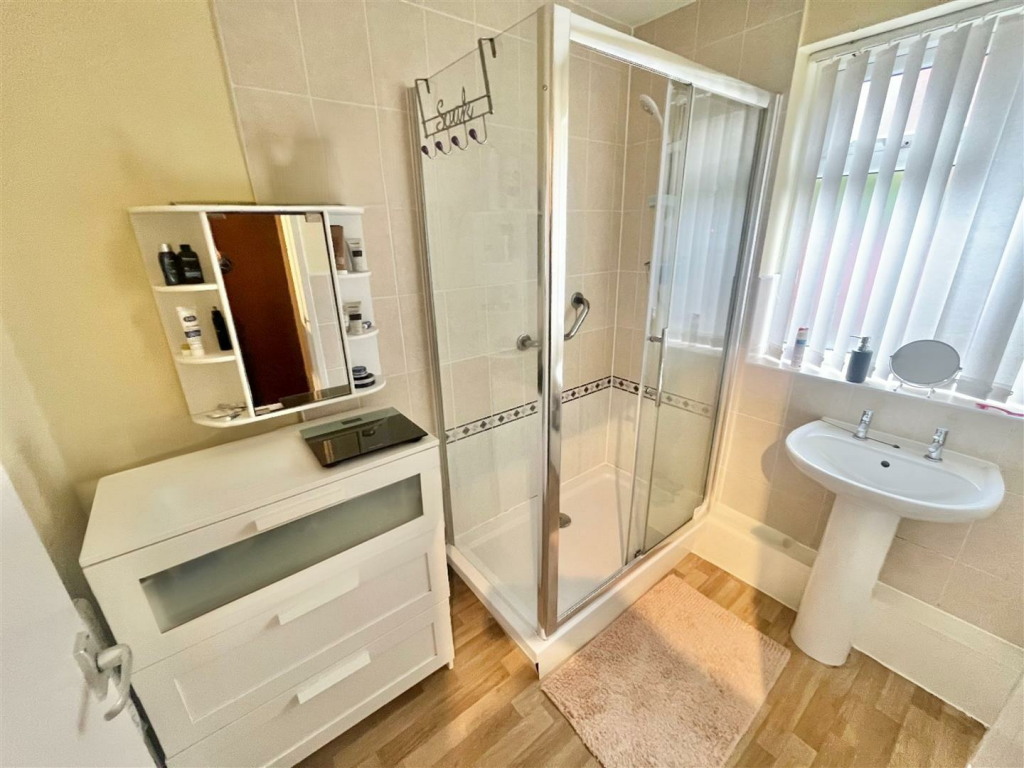Shower Room Aspect 2