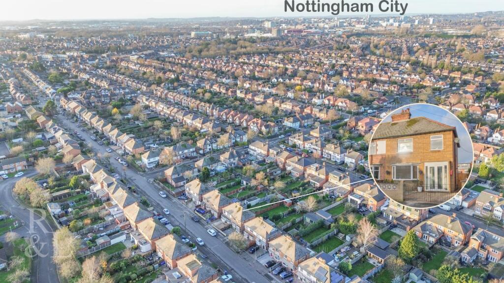 123 Eltham Road (18).jpg