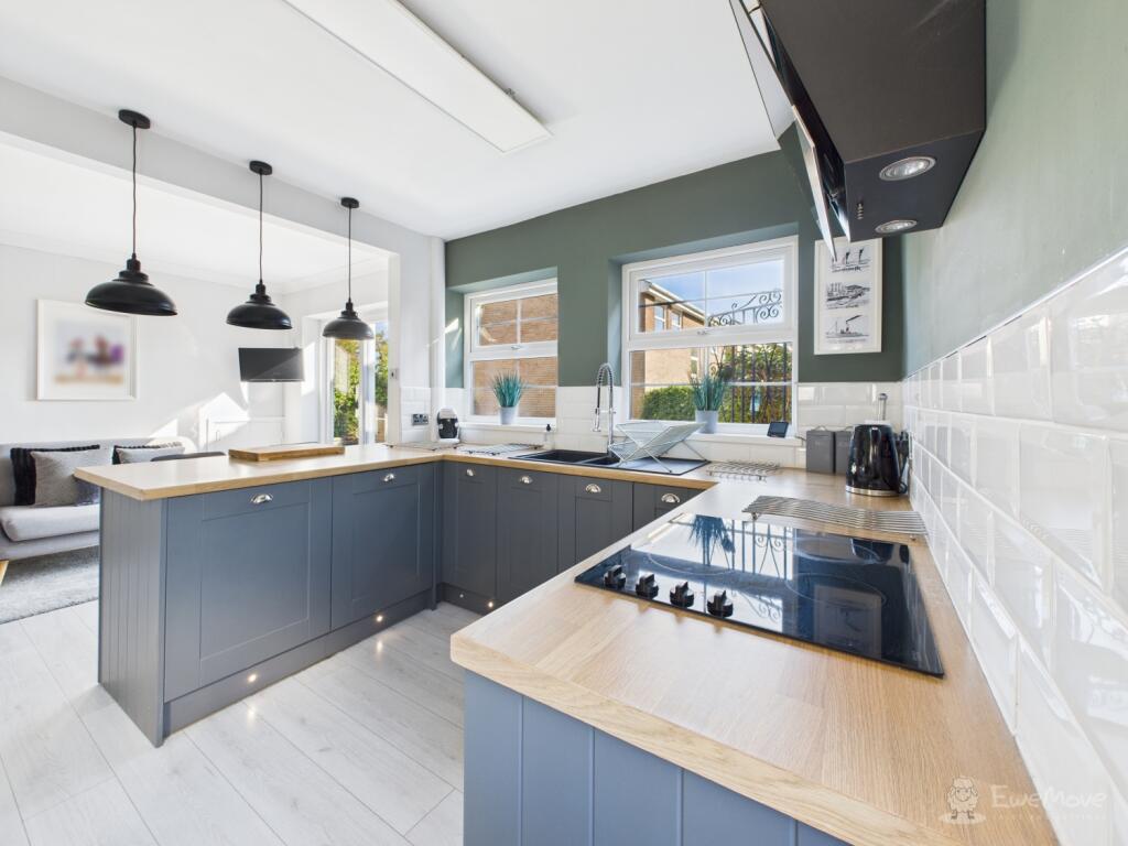 Kitchen Diner- Mark Stephens EweMove Newmarket and