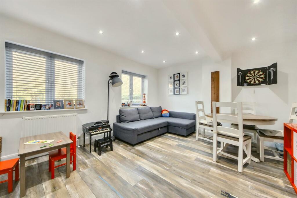 img_8775-img_8779.jpg