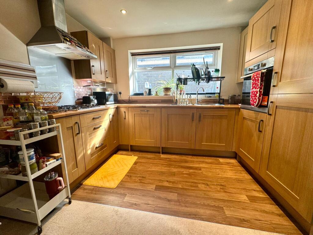 Kitchen 2