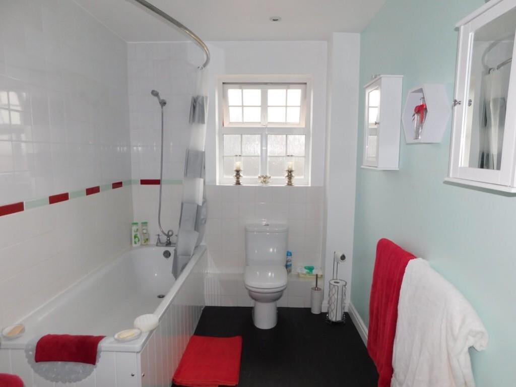 41642_102970001433_IMG_12_0000