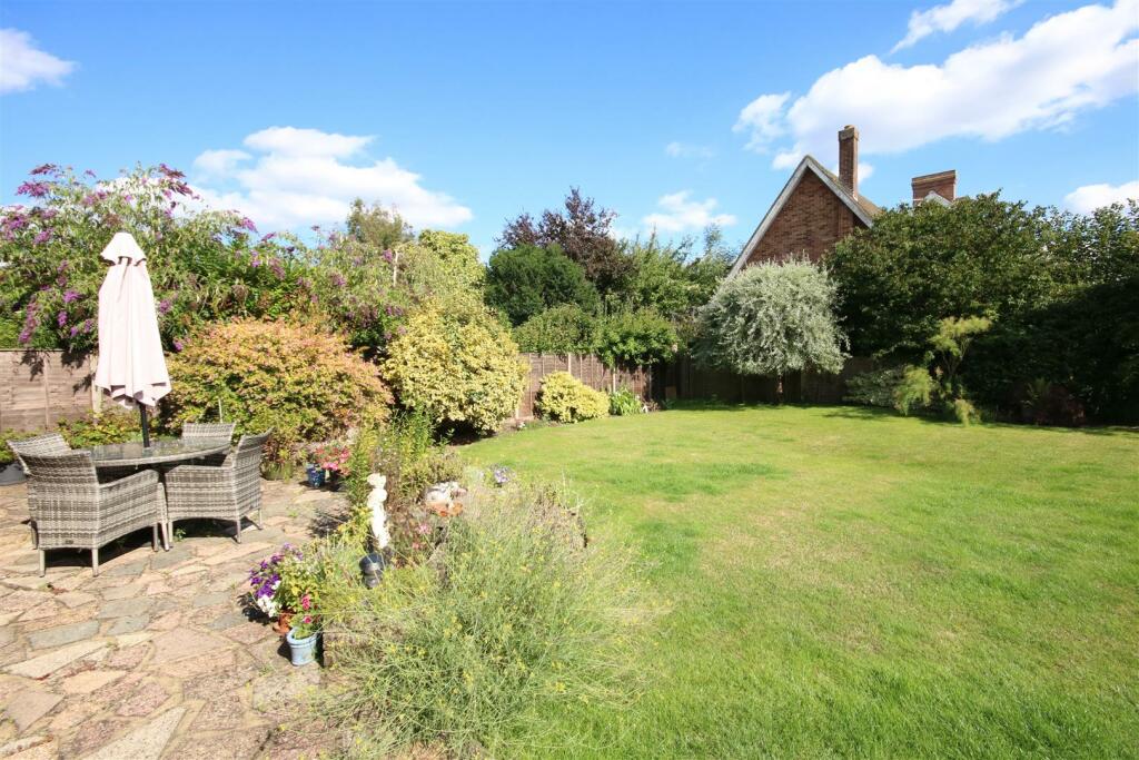 Garden shot 3.JPG